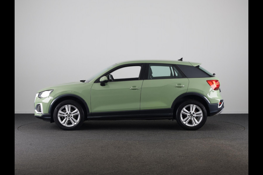 Audi Q2 35 TFSI Business Edition 150pk | S-tronic | Navigatie | Sportstoelen | Parkeersensoren achter | Virtual Cockpit | Stoelverwaming | 17 inch Lichtmetalen velgen |