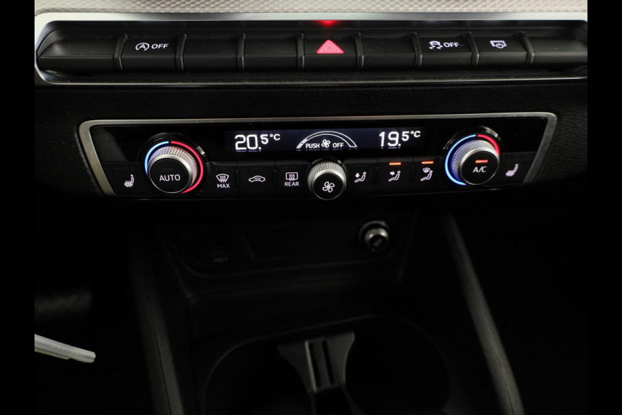 Audi Q2 35 TFSI Business Edition 150pk | S-tronic | Navigatie | Sportstoelen | Parkeersensoren achter | Virtual Cockpit | Stoelverwaming | 17 inch Lichtmetalen velgen |