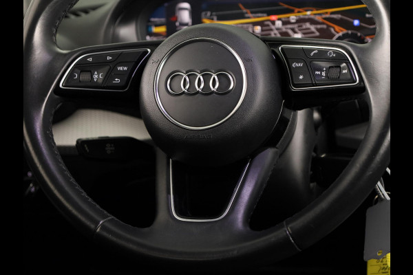 Audi Q2 35 TFSI Business Edition 150pk | S-tronic | Navigatie | Sportstoelen | Parkeersensoren achter | Virtual Cockpit | Stoelverwaming | 17 inch Lichtmetalen velgen |