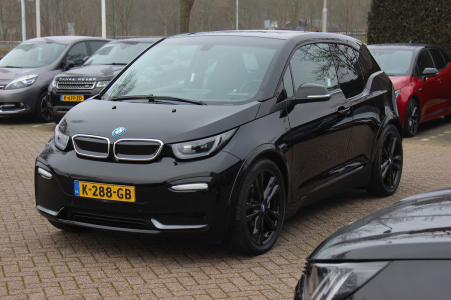 BMW i3 S Dark Shadow Edition 120Ah 42 kWh / SoH 90,4%  / Camera / Navigatie / 20'' / Stoelverwarming / DAB / LED / Cruise Control