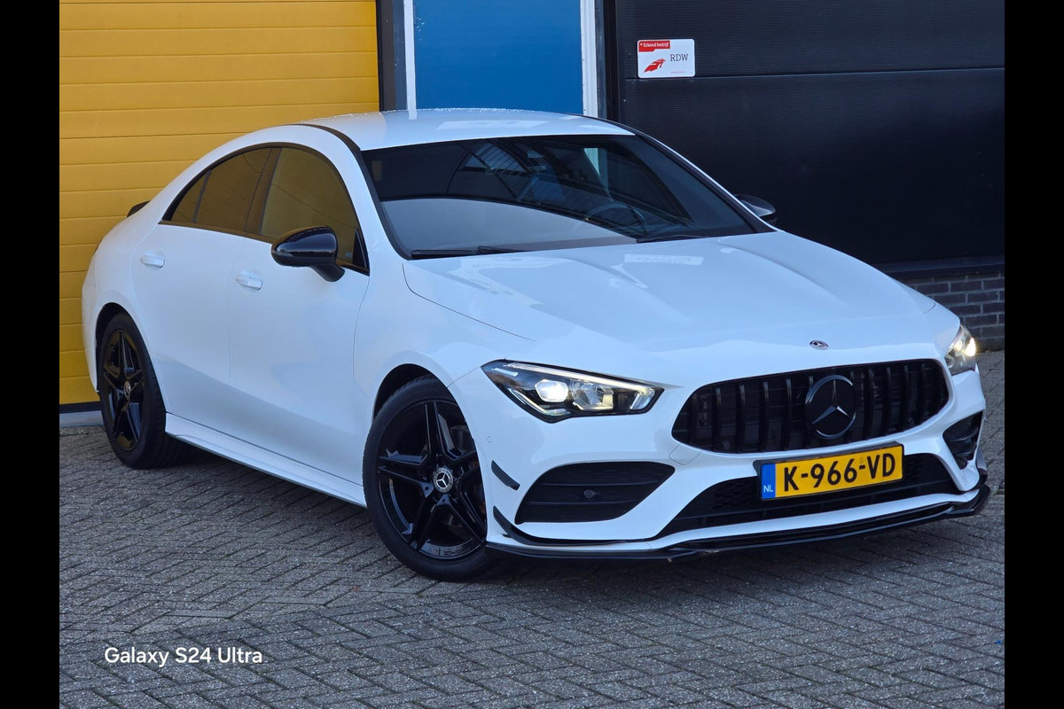 Mercedes-Benz CLA-Klasse 180 AMG 45 Look / Aut / TOPSTAAT / Navi / Ecc / Elek Pakket / Cruise Control / Led / Pdc / Allu Velgen