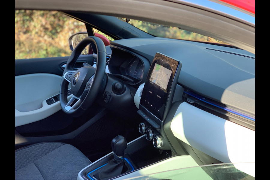 Renault Clio 1.6 E-Tech Hybrid 140 Business Zen NIEUWSTAAT LUXE !