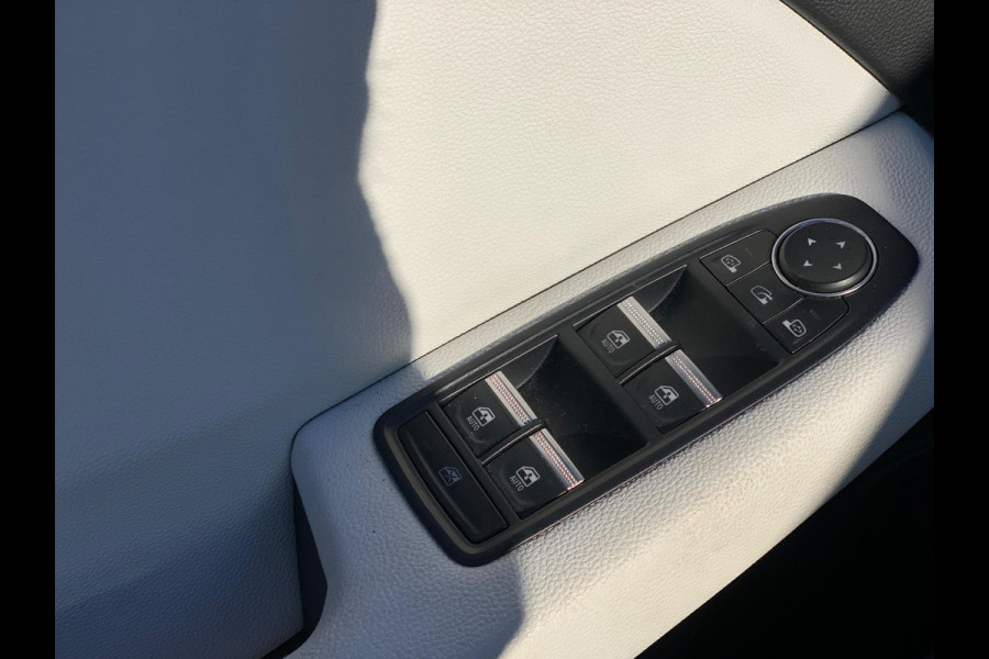 Renault Clio 1.6 E-Tech Hybrid 140 Business Zen NIEUWSTAAT LUXE !