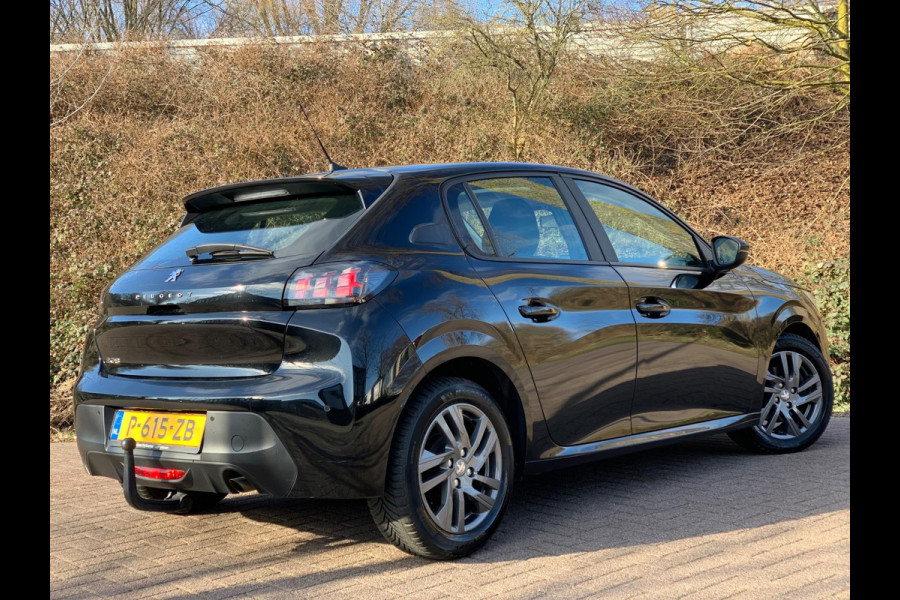 Peugeot 208 1.2 PureTech Active Pack 2022 / NETTO € 6600 / PRIJS NL € 8950.-