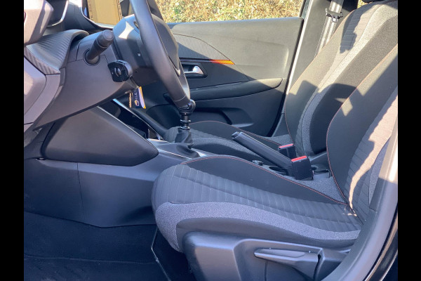 Peugeot 208 1.2 PureTech Active Pack 2022 / NETTO € 6600 / PRIJS NL € 8950.-