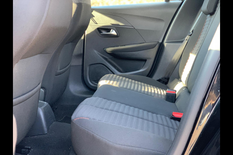 Peugeot 208 1.2 PureTech Active Pack 2022 / NETTO € 6600 / PRIJS NL € 8950.-