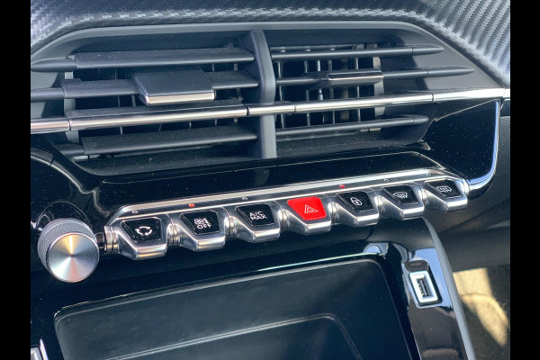 Peugeot 208 1.2 PureTech Active Pack 2022 / NETTO € 6600 / PRIJS NL € 8950.-