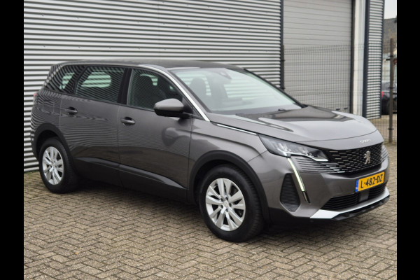 Peugeot 5008 1.2 PureTech 7 Persoons Navi Carplay Camera Trekhaak Dealer Onderhouden