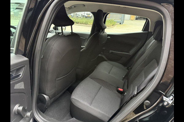 Renault Clio 1.0 TCe / Navigatie / Apple CarPlay - Android / 1e Eigenaar / ALL-Season banden / Cruise Control / PDC met optische w