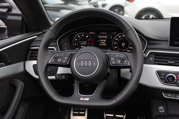 Audi A5 Cabriolet 2.0 TFSI Launch Edition / Trekhaak / Leder / Nekverwarming / Navigatie / Parkeerhulp V+A / 19'' / Windscherm / Stoelverwarming / Cruise Control