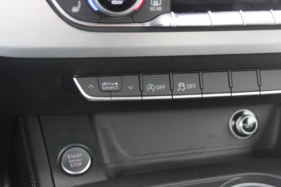 Audi A5 Cabriolet 2.0 TFSI Launch Edition / Trekhaak / Leder / Nekverwarming / Navigatie / Parkeerhulp V+A / 19'' / Windscherm / Stoelverwarming / Cruise Control