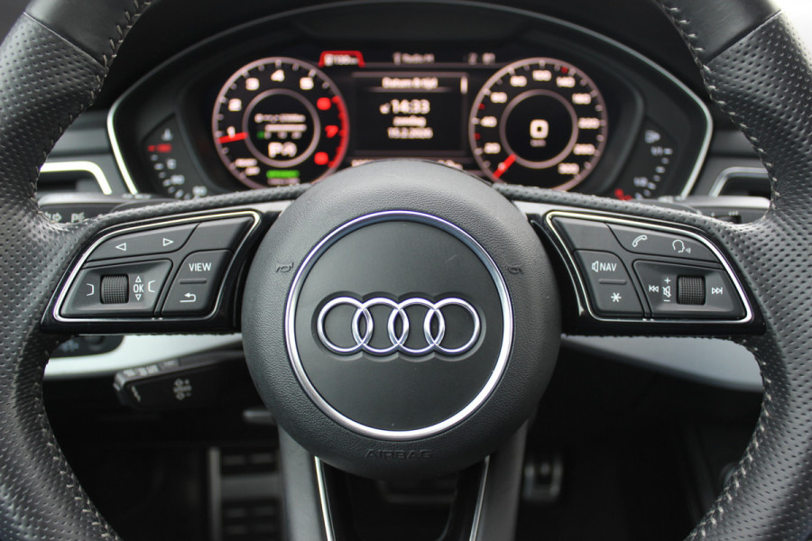 Audi A5 Cabriolet 2.0 TFSI Launch Edition / Trekhaak / Leder / Nekverwarming / Navigatie / Parkeerhulp V+A / 19'' / Windscherm / Stoelverwarming / Cruise Control