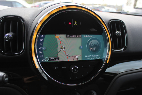 MINI Countryman 2.0 Cooper S ALL4 Classic / Trekhaak / Camera / Head-up / Keyless / 18'' / CarPlay / Stoelverwarming / DAB / Cruise Control