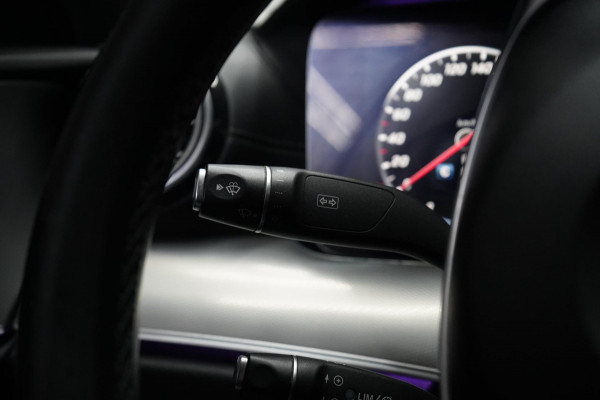 Mercedes-Benz E-Klasse 200 d AMG-Line | PANO | SFEERVERLICHTING