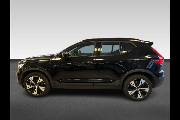 Volvo XC40 Recharge Core Stoel verwarming / Stuur verwarming / navigatie