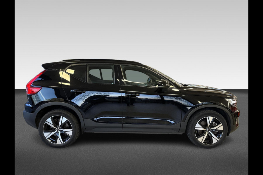 Volvo XC40 Recharge Core Stoel verwarming / Stuur verwarming / navigatie