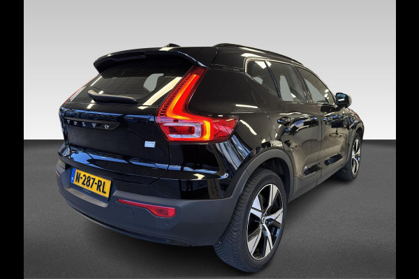 Volvo XC40 Recharge Core Stoel verwarming / Stuur verwarming / navigatie