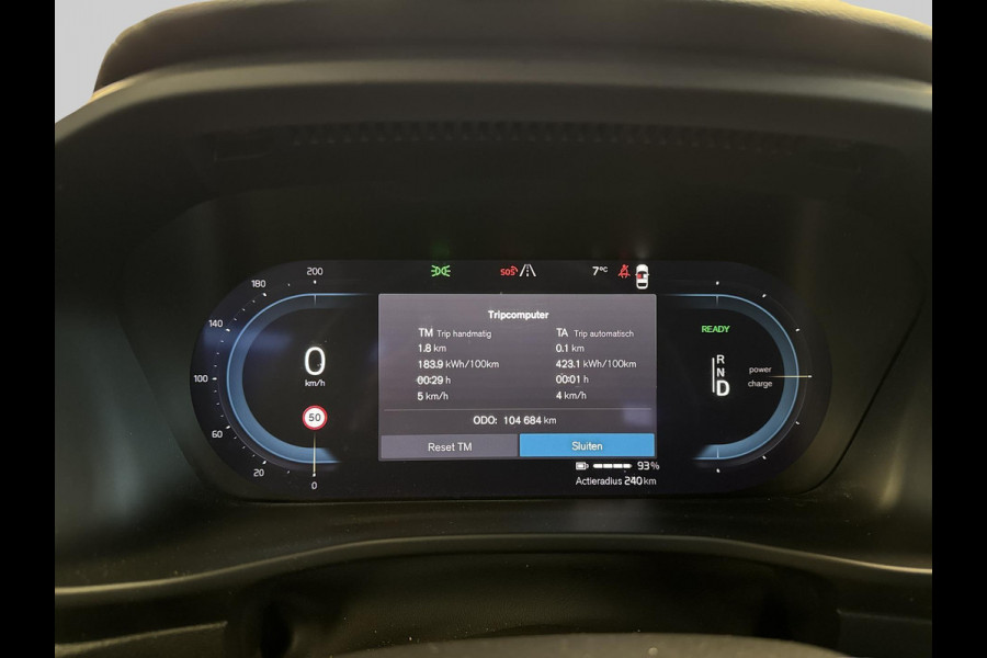 Volvo XC40 Recharge Core Stoel verwarming / Stuur verwarming / navigatie
