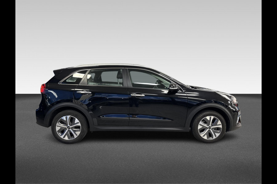 Kia e-Niro DynamicLine 64 kWh Climate control / Stoel verwarming / stuur verwarming