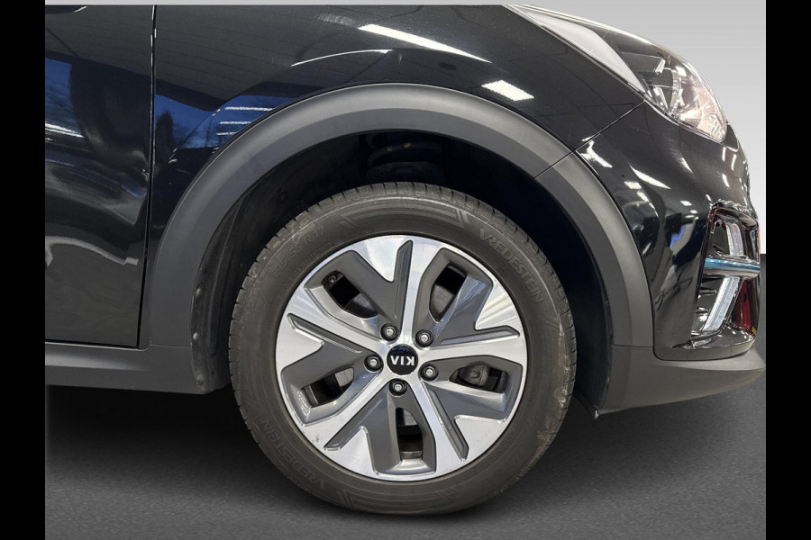 Kia e-Niro DynamicLine 64 kWh Climate control / Stoel verwarming / stuur verwarming