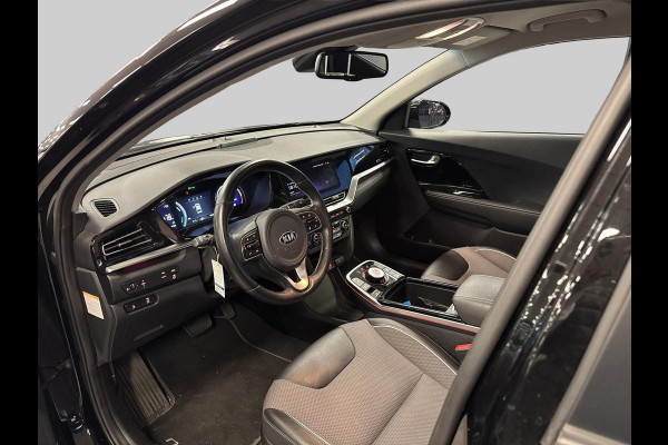 Kia e-Niro DynamicLine 64 kWh Climate control / Stoel verwarming / stuur verwarming