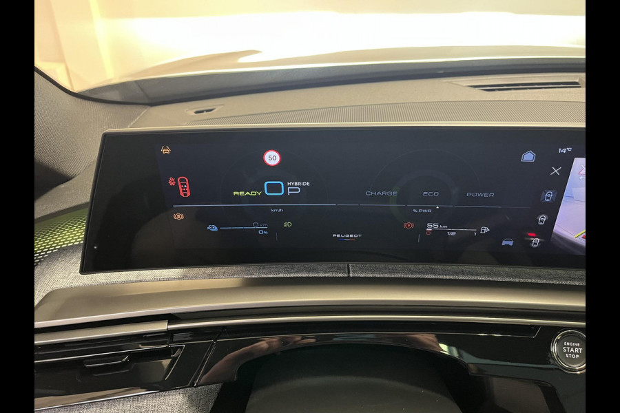 Peugeot 3008 1.6 plug-in Hybrid 195 GT alcantara executive interior, on board charger 7.4KW, 360 vision & drive Assist Pack GT Panoramisch schuifdak