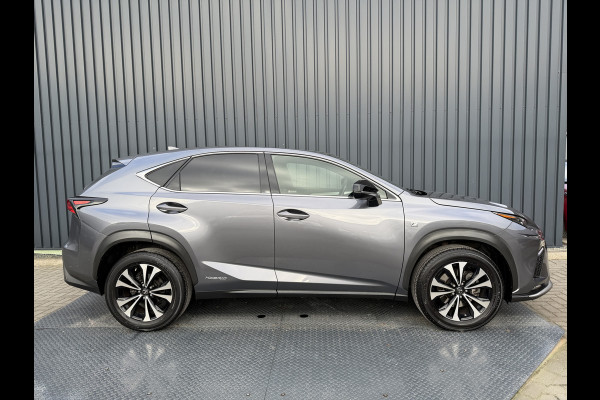 Lexus NX 300h AWD F SPORT | Pano dak | 12 mnd BOVAG Garantie | Rijklaar!!