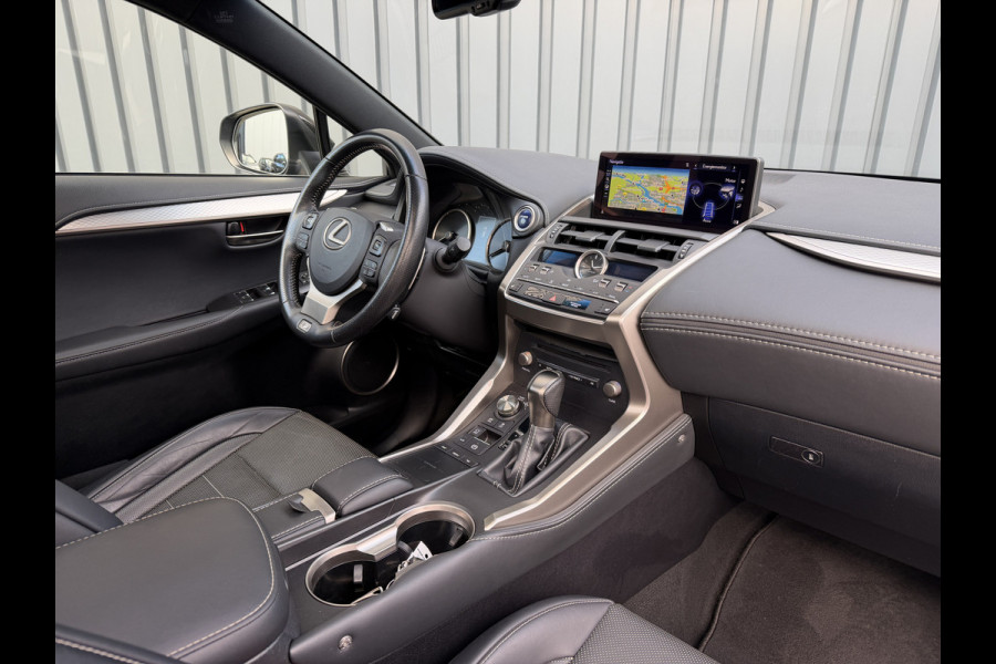 Lexus NX 300h AWD F SPORT | Pano dak | 12 mnd BOVAG Garantie | Rijklaar!!