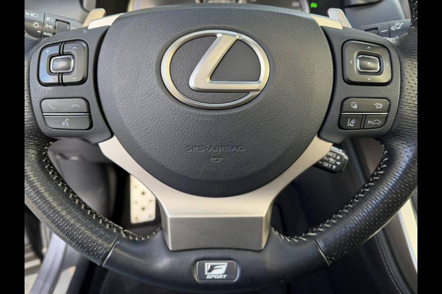 Lexus NX 300h AWD F SPORT | Pano dak | 12 mnd BOVAG Garantie | Rijklaar!!