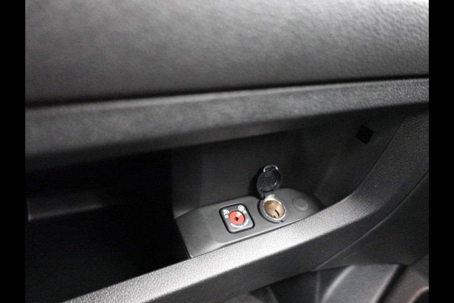 Opel Vivaro 2.0 Diesel 180 S&S L3 Automaat Dubbele Cabine 2 schuifdeuren Android Auto/Apple CarPlay Navigatie Keyless Entry&Start Climate Control Camera Cruise Control Houten afwerking laadruimte Trekhaak lichtmetalen velgen