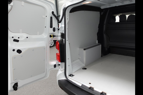 Opel Vivaro 2.0 Diesel 180 S&S L3 Automaat Dubbele Cabine 2 schuifdeuren Android Auto/Apple CarPlay Navigatie Keyless Entry&Start Climate Control Camera Cruise Control Houten afwerking laadruimte Trekhaak lichtmetalen velgen