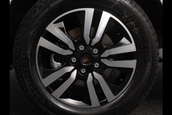 Renault Trafic 2.0 Blue dC1 150 EDC T29 L2H1 Extra Dubbele Cabine Navigatie Airco Lichtmetalen velgen Betimmering Trekhaak Camera Parkeer sensoren Dab