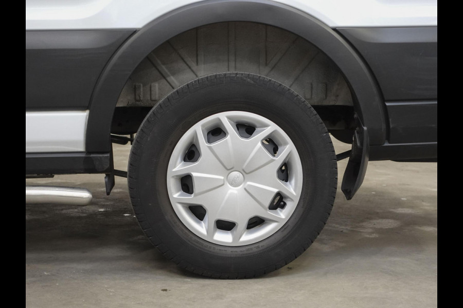 Ford Transit 330 2.0 TDCI L3H2 Trend Airco Adaptive Cruise Control Navigatie Trekhaak