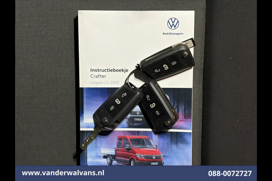 Volkswagen Crafter 2.0 TDI L3H3 L2H2 Euro6 Airco | Navigatie | Camera | Trekhaak | Apple Carplay | Cruisecontrol Chauffeursstoel, Android Auto, Parkeersensoren, Bijrijdersbank