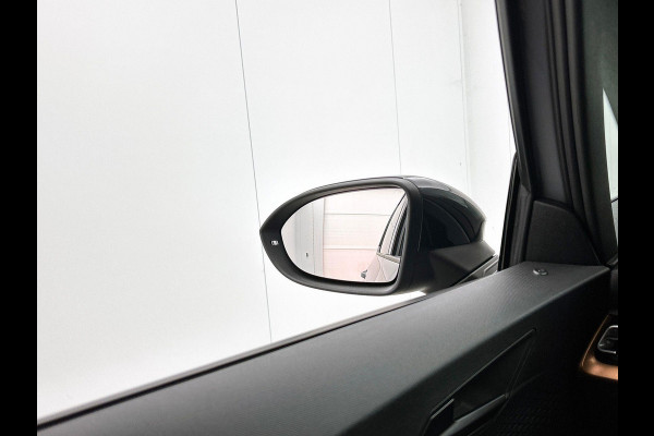 CUPRA Born Business 62 kWh | Navigatie | Apple Carplay/Android Auto | Camera Parkeersensoren | Adaptive Cruise Control | Stuurverwarming | Full Led | Climate Control | Lichtmetalen Velgen