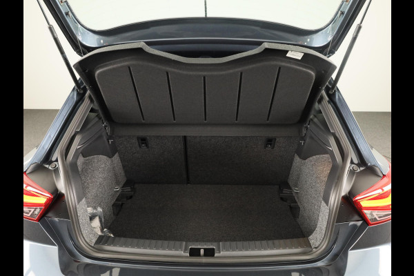 Seat Ibiza Style Plus 1.0 EcoTSI 95PK | Magnetic Tech Metallic | Park Assist | Apple Carplay | Cruise control