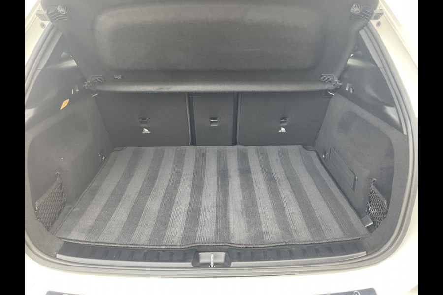 Mercedes-Benz EQA 250 Solution AMG Memory 360°Pano Hud Adap.Cruise Burmester 67 kWh