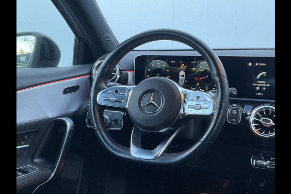 Mercedes-Benz A-Klasse 180 Aut7 Solution AMG Carplay Navi/Cam Stoelverw. Business
