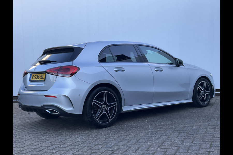 Mercedes-Benz A-Klasse 180 Aut7 Solution AMG Carplay Navi/Cam Stoelverw. Business