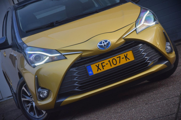 Toyota Yaris 1.5 Hybrid Y20 Exclusive Edition Bi-Tone