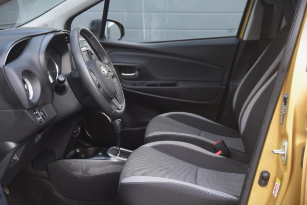 Toyota Yaris 1.5 Hybrid Y20 Exclusive Edition Bi-Tone