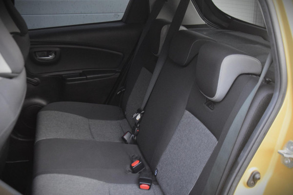 Toyota Yaris 1.5 Hybrid Y20 Exclusive Edition Bi-Tone