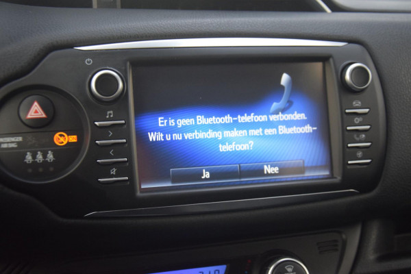 Toyota Yaris 1.5 Hybrid Y20 Exclusive Edition Bi-Tone