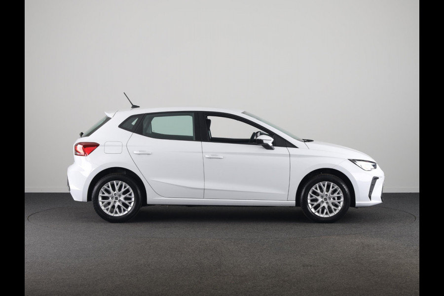 Seat Ibiza 1.0 EcoTSI 95 pk Style | Glacial White Metallic | Apple Carplay | Park Assist | Cruise Control