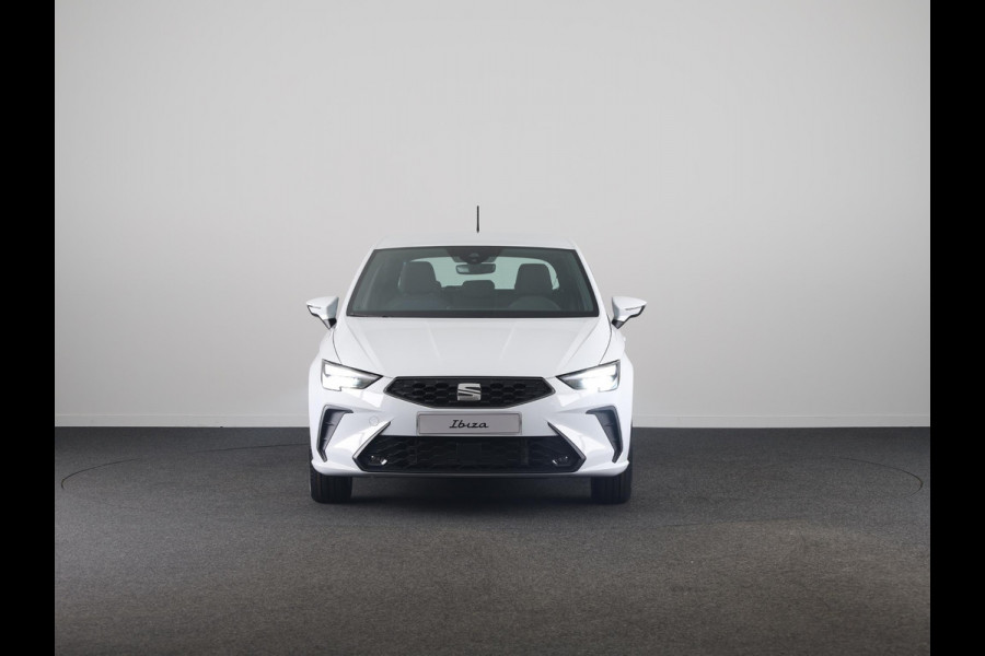 Seat Ibiza 1.0 EcoTSI 95 pk Style | Glacial White Metallic | Apple Carplay | Park Assist | Cruise Control