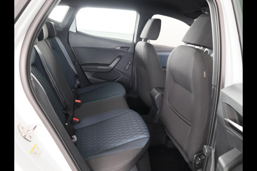 Seat Ibiza 1.0 EcoTSI 95 pk Style | Glacial White Metallic | Apple Carplay | Park Assist | Cruise Control