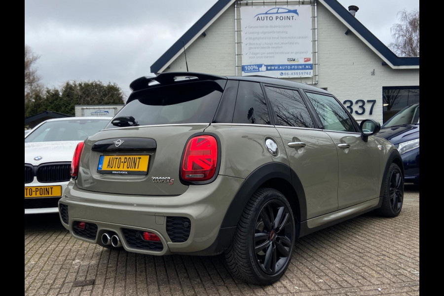 MINI Mini 2.0 COOPER S JOHN WORKS/HUD/PANO/ARMY-GREEN