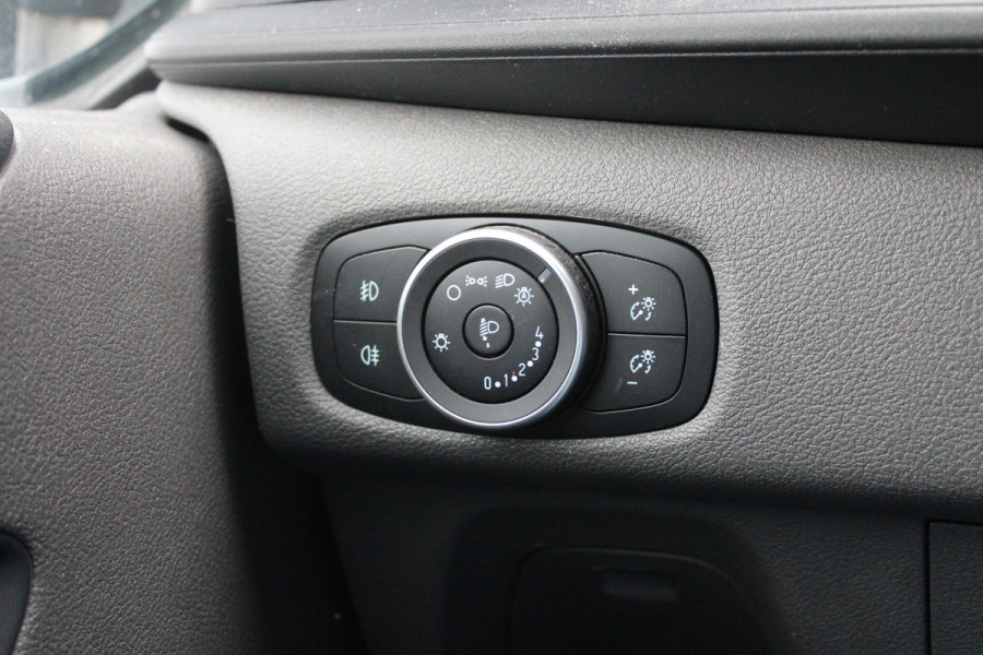 Ford Transit Custom 320 2.0 TDCI L2H1 Trend 130pk - Marge - 9 Zits - Carplay - Stoelverwarming - Camera - Cruise - Sidesteps - Rijklaar