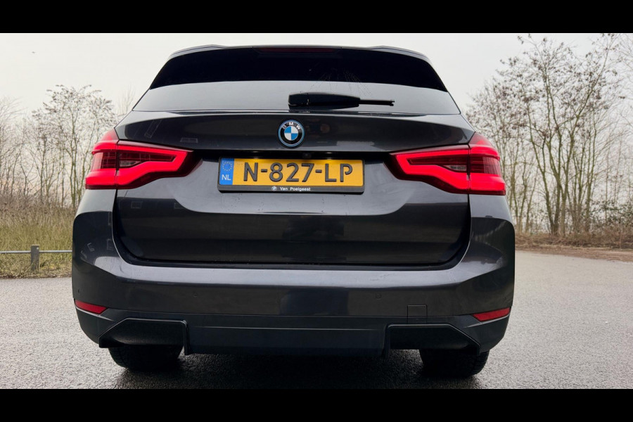 BMW iX3 Executive 80 kWh SOH 94% PANORAMADAK LEER APPLE-CARPLAY LED-XENON