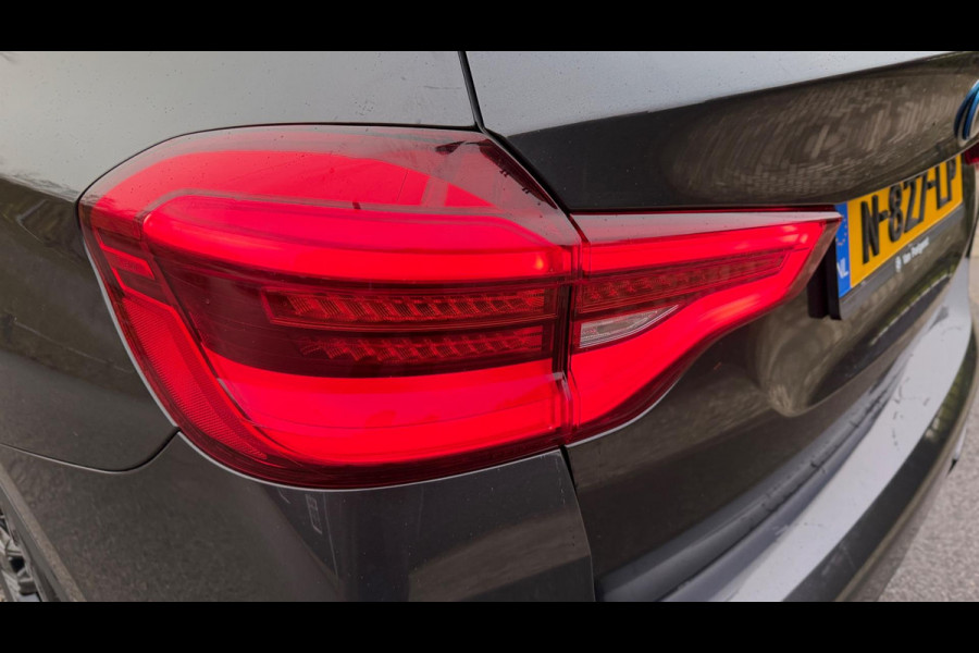 BMW iX3 Executive 80 kWh SOH 94% PANORAMADAK LEER APPLE-CARPLAY LED-XENON